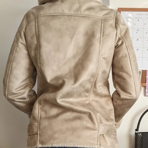 Faux fur beige/cream moto jacket Stradivarius - NEW - Picture 3 of 7